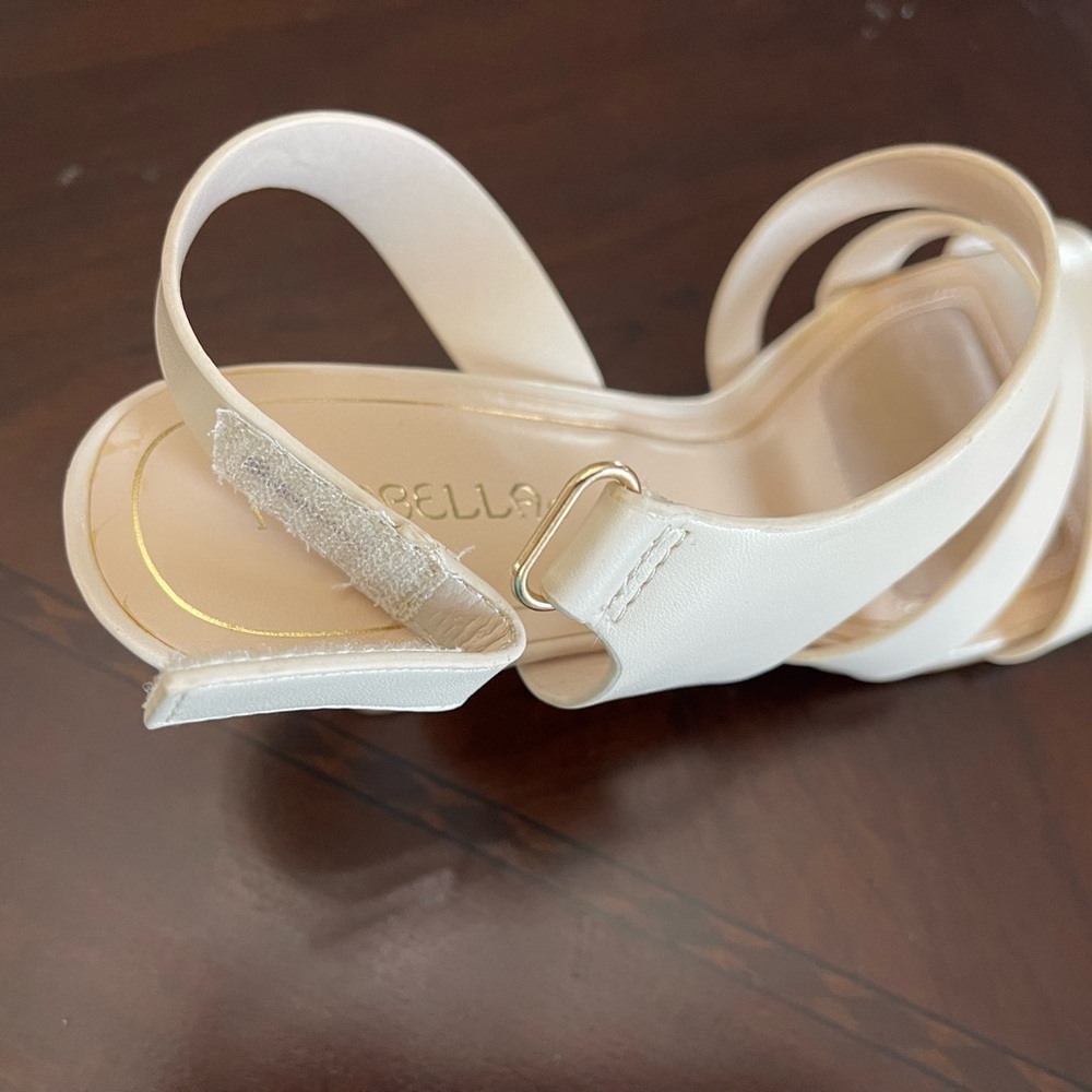 Marbella Cream Strappy Sandals Size 8.5 with Velcro Closure 3 Inch Heel - Picture 6 of 11